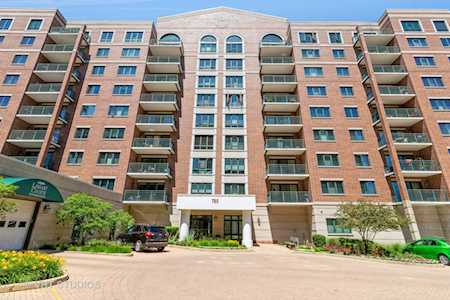 750 Pearson St #606 Des Plaines,  IL 60016