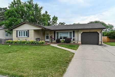 1077 Hartford Ln Elk Grove Village,  IL 60007