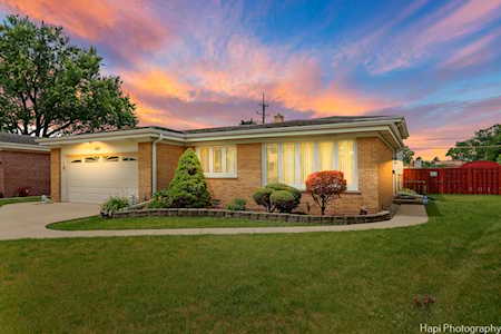 842 Timothy Ln Des Plaines,  IL 60016