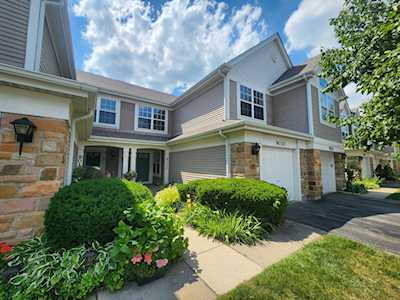 9020 W Heathwood Circle Niles,  IL 60714