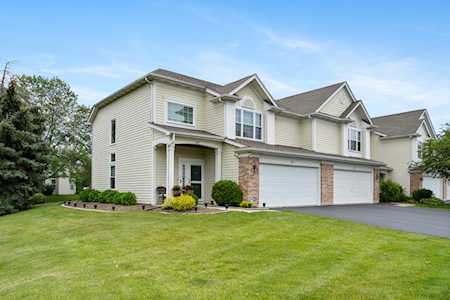 925 Waterford Ln Elk Grove Village,  IL 60007