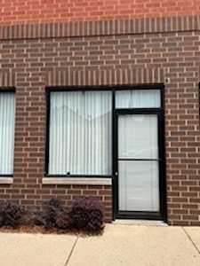 526 W 26th St #1 Chicago,  IL 60616