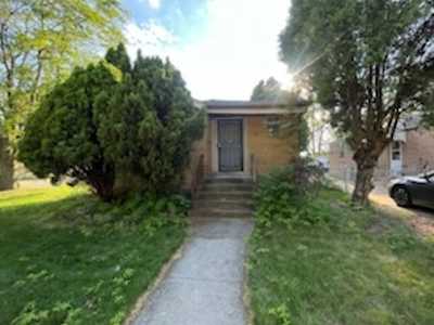 8750 S Albany Ave Evergreen Park,  IL 60805