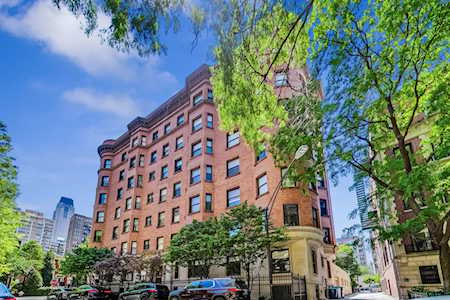 1210 N Astor St #2B Chicago,  IL 60610