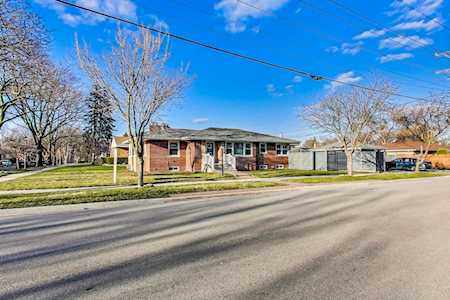 4020 Keeney St Skokie,  IL 60076