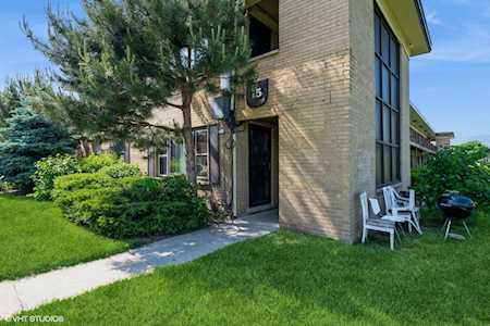 15 King Arthur Ct #13 Northlake,  IL 60164