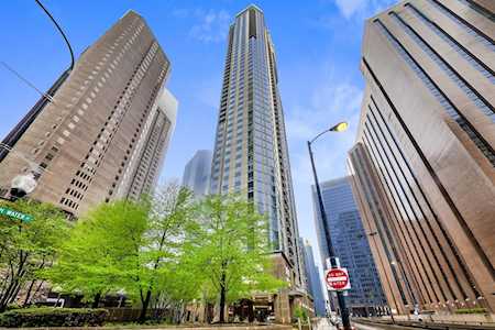 222 N Columbus Dr #1405 Chicago,  IL 60601