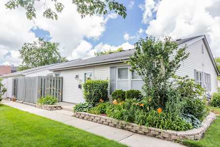 1706 Queensbury Circle #1706 Hoffman Estates,  IL 60169