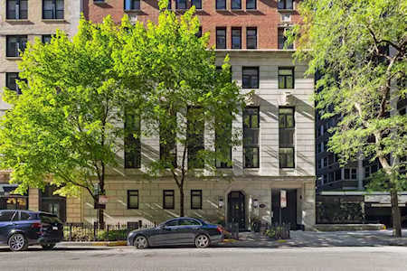 222 E Chestnut St #10B Chicago,  IL 60611