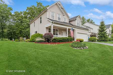 3320 Country Ln Waukegan,  IL 60087