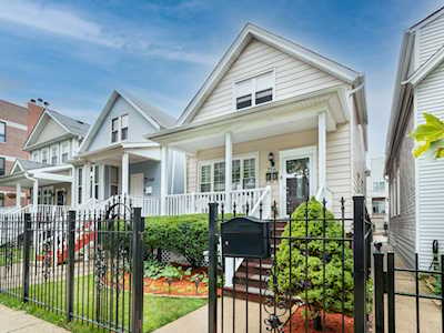 2541 W Moffat St Chicago,  IL 60647