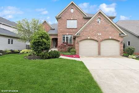 109 E 56th St Westmont,  IL 60559