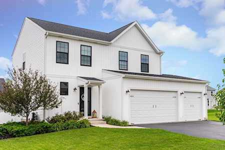 73 W Crabapple Ave Cortland,  IL 60112