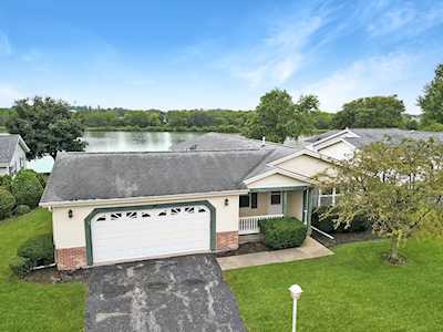 13 Devonshire Ct Grayslake,  IL 60030