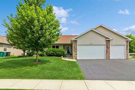 958 Hamilton Dr Sycamore,  IL 60178