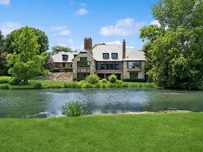 12 Kensington Dr North Barrington,  IL 60010