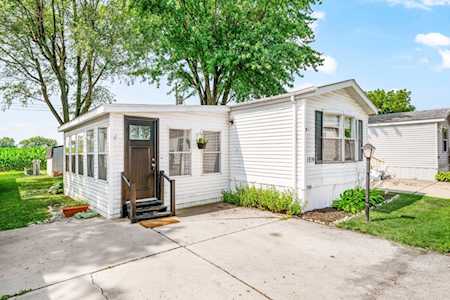 1320 Lauren Dr Sandwich,  IL 60548