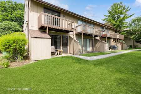 64 Aspen Colony #4 Fox Lake,  IL 60020