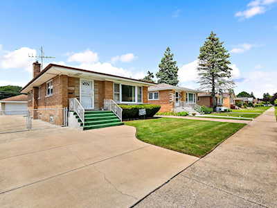 8846 S Fairfield Ave Evergreen Park,  IL 60805