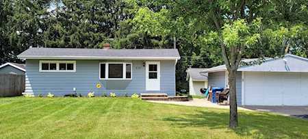 836 5th Ave Geneva,  IL 60134