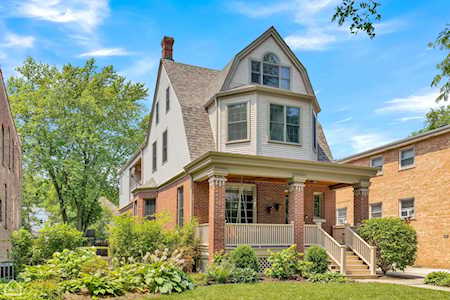 3922 N Lowell Ave Chicago,  IL 60641