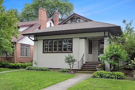 1425 W Juneway Terrace Chicago,  IL 60626