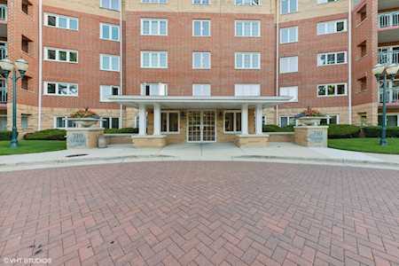 710 Creekside Dr #407 Mount Prospect,  IL 60056