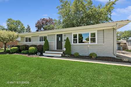 1100 Clark Ln Des Plaines,  IL 60016