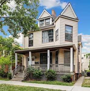 1826 W Sunnyside Ave Chicago,  IL 60640