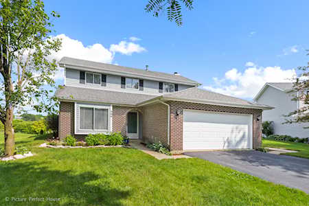 260 Westbrook Circle Naperville,  IL 60565
