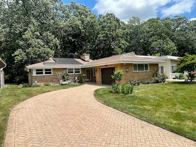 5446 Foster St Skokie,  IL 60077