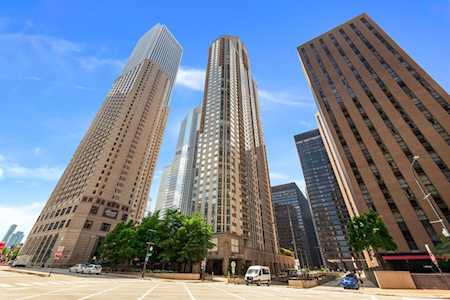 222 N Columbus Dr #1404 Chicago,  IL 60601