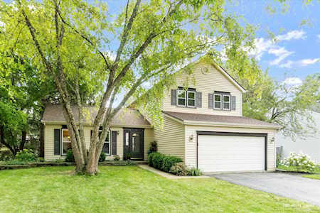 2320 Hartford Ct Naperville,  IL 60565