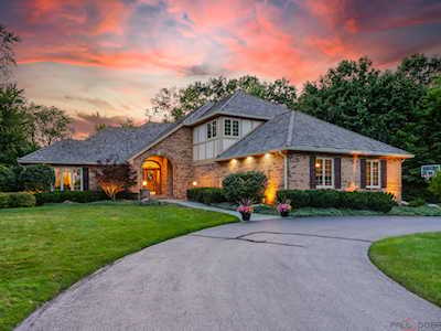 29854 Tanya Trl Libertyville,  IL 60048