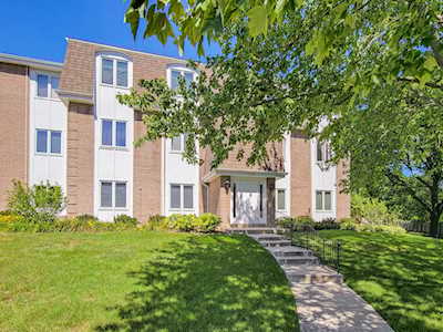 115 E Winchester Rd #F Libertyville,  IL 60048