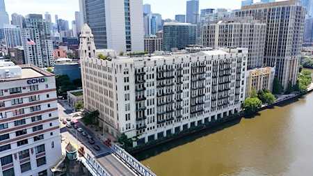 758 N Larrabee St #519 Chicago,  IL 60654