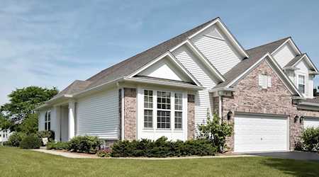 4 Tiverton Ct Algonquin,  IL 60102