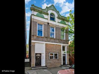 2243 W 19th St Chicago,  IL 60608