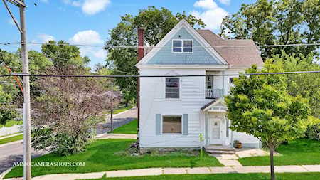 131 Arbor Ave West Chicago,  IL 60185