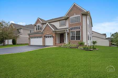 232 Heritage Woods Dr West Chicago,  IL 60185