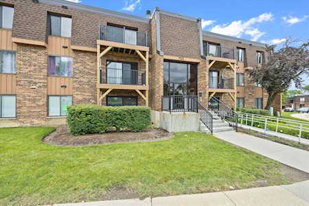 733 Limerick Ln #1C Schaumburg,  IL 60193