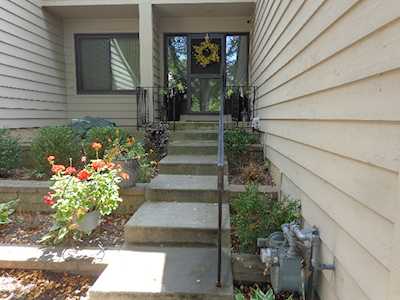 1555 Kirkwood Dr Geneva,  IL 60134