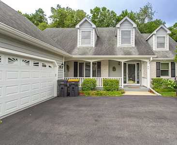 40 Briargate Circle Sugar Grove,  IL 60554