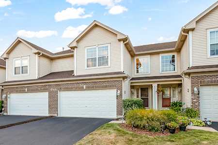 348 Gladstone Ln #348 Elgin,  IL 60120