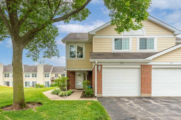 935 W Happfield Dr Arlington Heights, IL 60004 | MLS 11810853 Photo 1