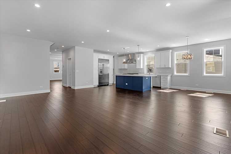 5047 W Ainslie St,Chicago,IL,60630|MLS#12109102 Photo 5