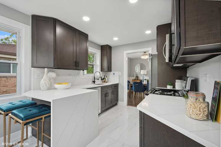 9427 Lowell Ave,Skokie,IL,60076|MLS#12102792 Photo 3