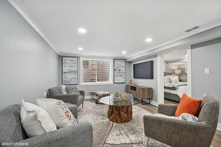 9427 Lowell Ave,Skokie,IL,60076|MLS#12102792 Photo 15