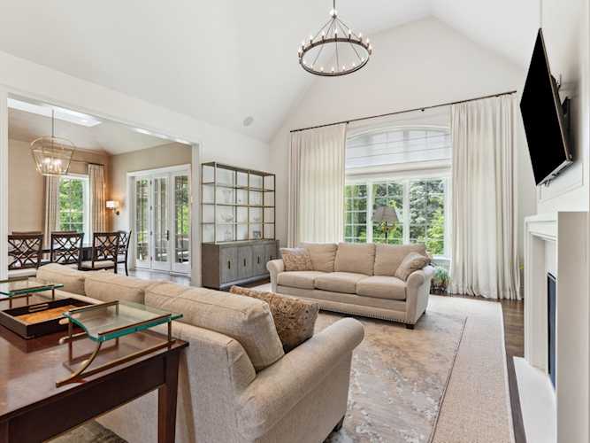 61 Forest Gate Circle,Oak Brook,IL,60523|MLS#12064981 Photo 5